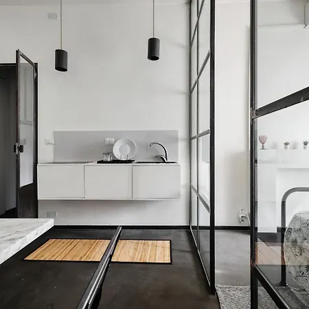 アパート Minimal Chic Near ミラノ