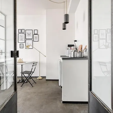Minimal Chic Near Apartmán Milán