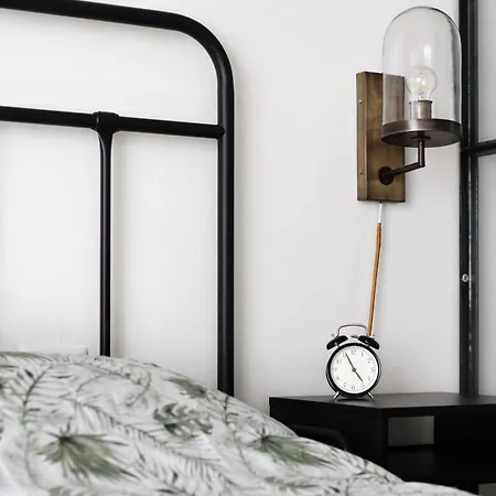 Minimal Chic Near * Mediolan
